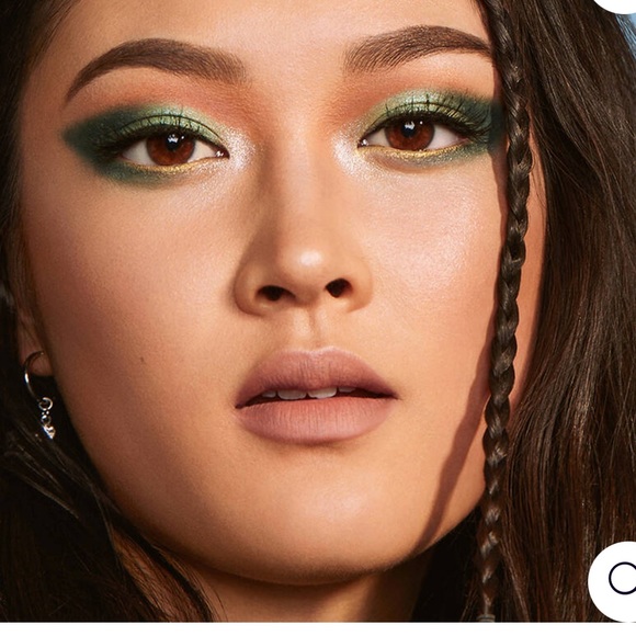 Urban Decay | Wild West Eyeshadow Palette NEW - Picture 6 of 11